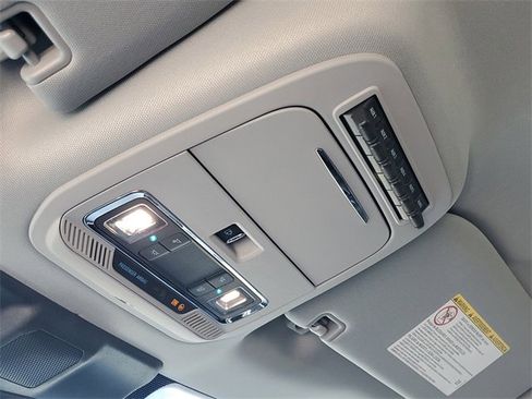 Used 2024 Ford F250 Lariat w/ Lariat Ultimate Package image 30