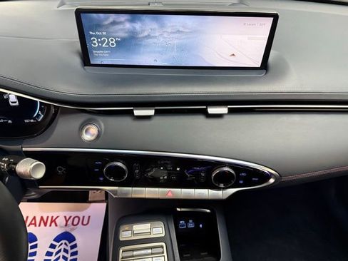 Used 2023 Genesis GV70 2.5T w/ Sport Prestige Package image 25