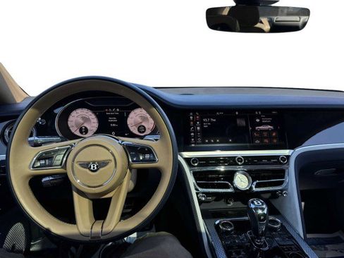Used 2023 Bentley Flying Spur W12 image 42