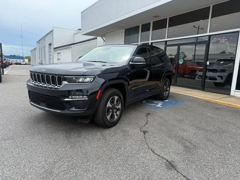 Used 2022 Jeep Grand Cherokee Limited 4xe AWD/4WD image 7