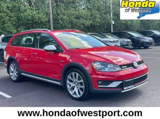 Used 2017 Volkswagen Golf Alltrack AWD/4WD video 1