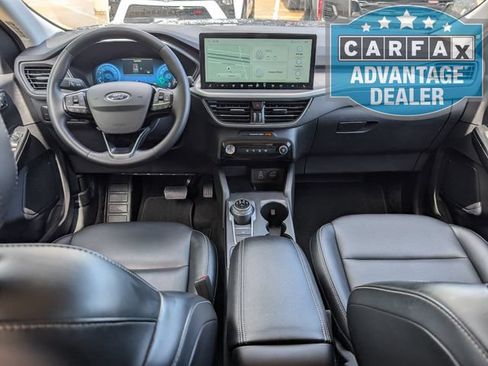 Used 2025 Ford Escape Platinum AWD/4WD image 18