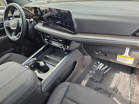 New 2026 Chevrolet Tahoe LS AWD/4WD image 8