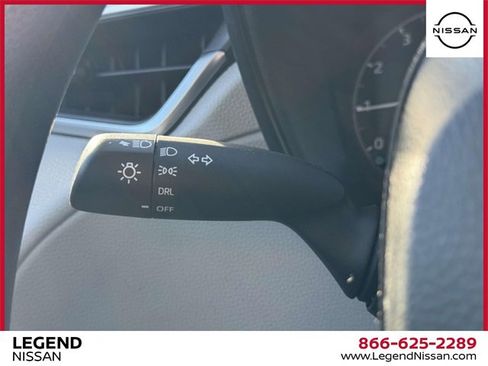 Used 2023 Toyota Corolla Cross L image 20