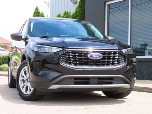 Used 2024 Ford Escape Active FWD image 1