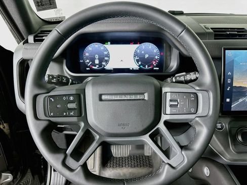 Used 2026 Land Rover Defender 110 S AWD/4WD image 12