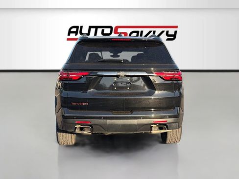 Used 2023 Chevrolet Traverse Premier w/ Redline Edition image 6
