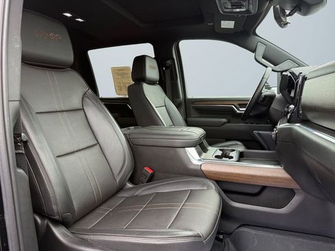 Used 2024 Chevrolet Silverado 2500 High Country image 15