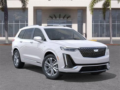 New 2025 Cadillac XT6 Premium Luxury w/ Technology Package image 7