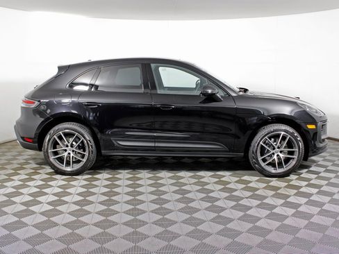 New 2026 Porsche Macan image 8