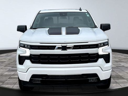 Used 2023 Chevrolet Silverado 1500 RST w/ Rally Edition AWD/4WD image 2
