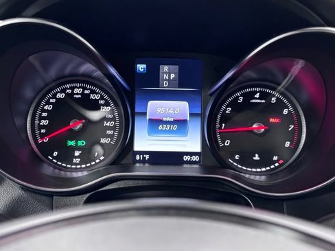 Used 2019 Mercedes-Benz GLC 300 4MATIC image 2