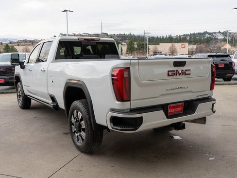 Used 2024 GMC Sierra 3500 Denali w/ Denali Reserve Package image 5