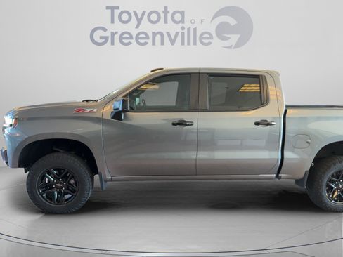 Used 2022 Chevrolet Silverado 1500 LT Trail Boss w/ Convenience Package II AWD/4WD image 2