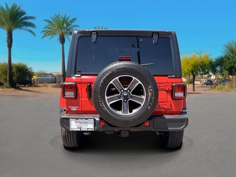 Used 2023 Jeep Wrangler Unlimited Sahara AWD/4WD image 4