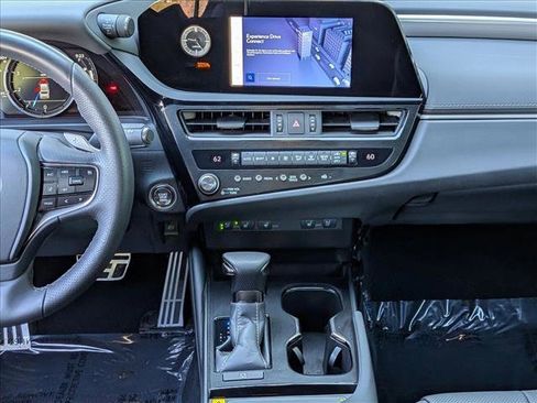 Used 2024 Lexus ES 350 F Sport image 12