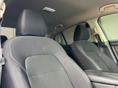 Used 2023 Nissan Sentra S image 17