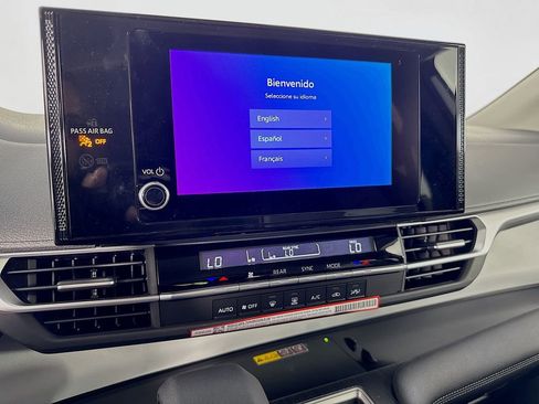 New 2026 Toyota Sienna LE image 18