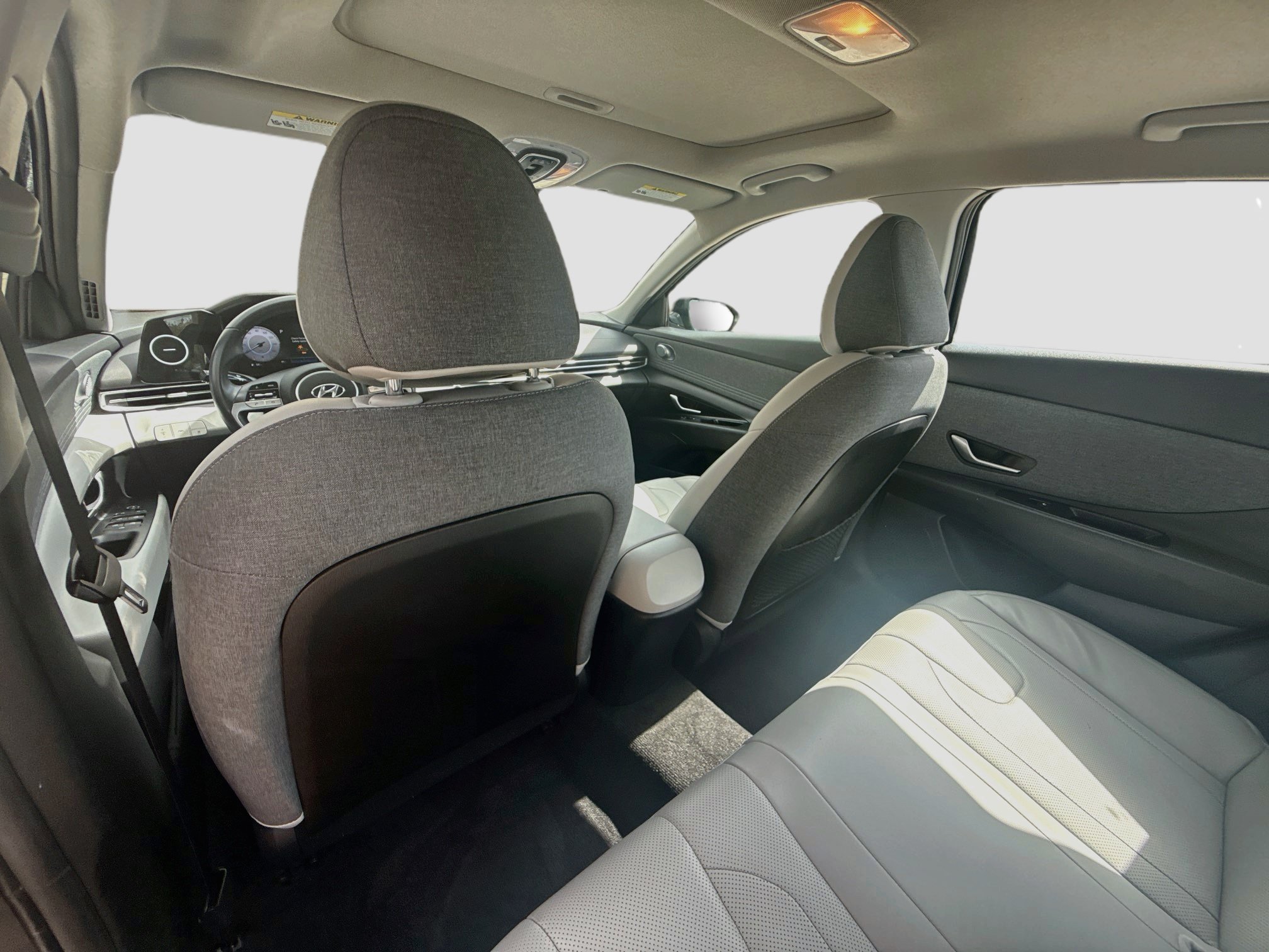 Used 2021 Hyundai Elantra Limited w/ Cargo Package FWD image 21