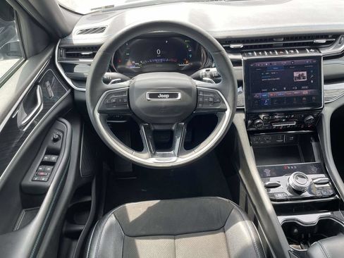 Used 2023 Jeep Grand Cherokee Trailhawk w/ Advanced Protech Group II AWD/4WD image 23