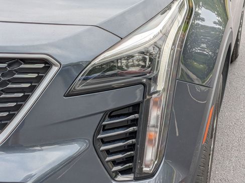 Used 2019 Cadillac XT4 Premium Luxury w/ Cold Weather Package FWD image 6