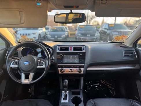 Used 2015 Subaru Outback 2.5i Limited image 11