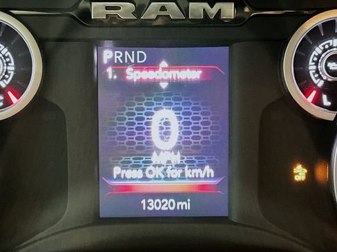 Used 2025 RAM 2500 Big Horn AWD/4WD image 15