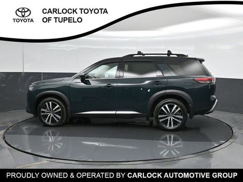 Used 2025 Nissan Pathfinder Platinum AWD/4WD image 9