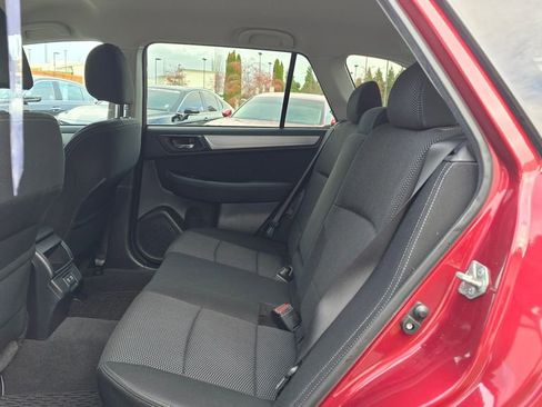 Used 2019 Subaru Outback 2.5i Premium image 20