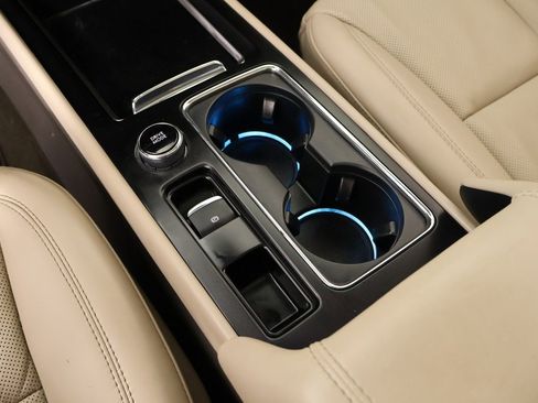 Used 2024 Lincoln Corsair Reserve w/ Equipment Group 201A image 9