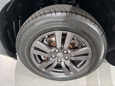 Used 2017 Honda Ridgeline Sport image 5