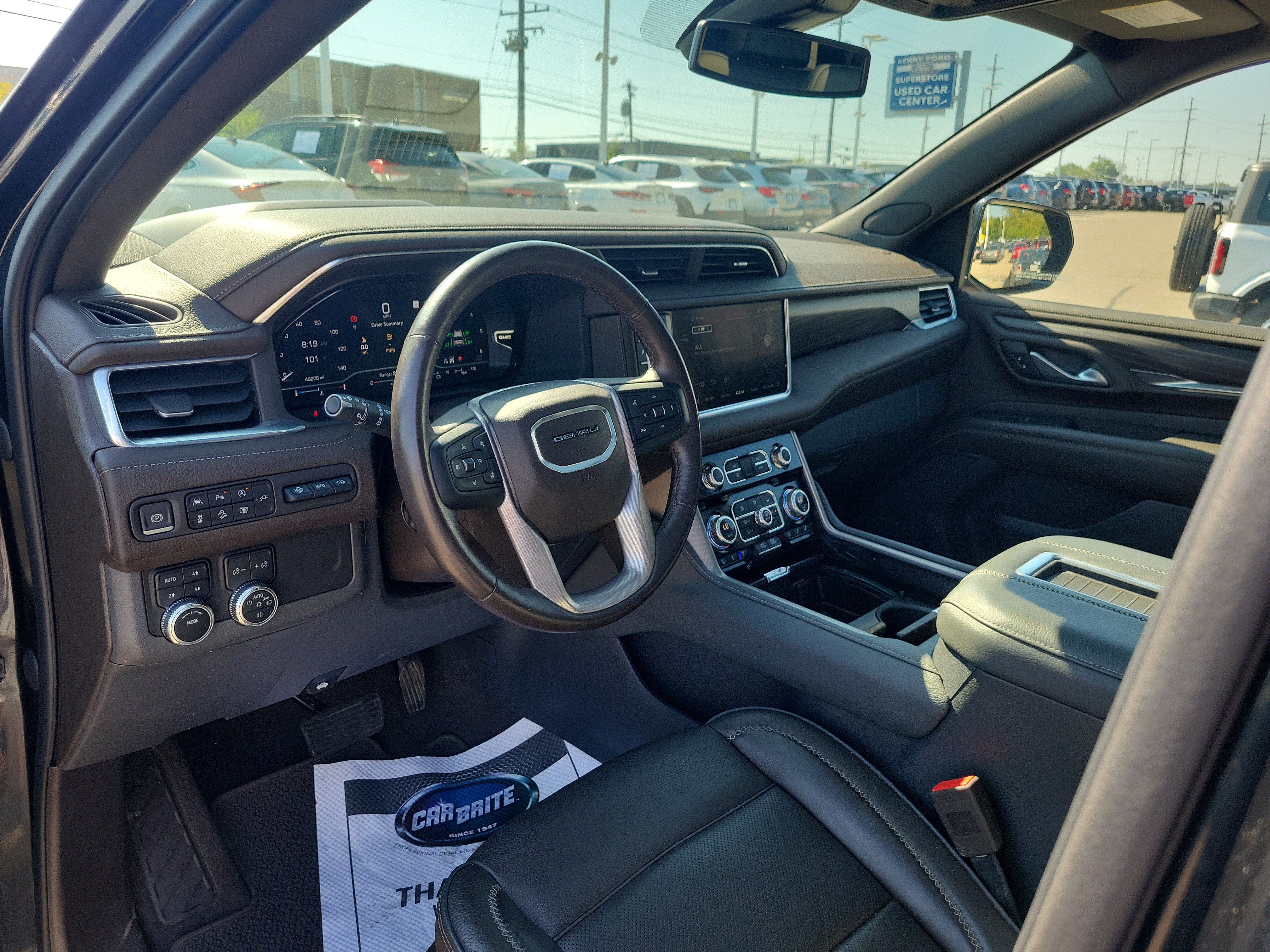 Used 2022 GMC Yukon Denali AWD/4WD image 19