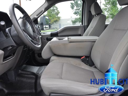Used 2022 Ford F250 XL w/ Power Equipment Group AWD/4WD image 10