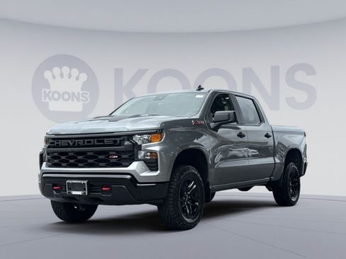 Used 2026 Chevrolet Silverado 1500 Custom Trail Boss AWD/4WD image 1