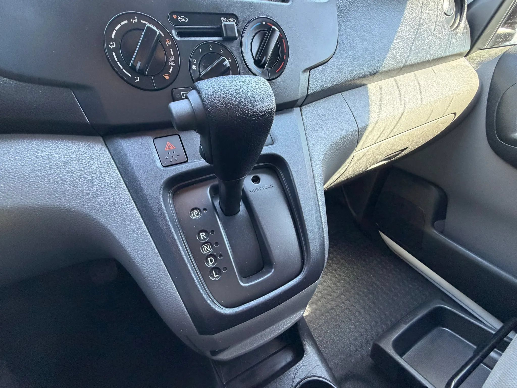 Used 2017 Chevrolet City Express LT FWD image 22