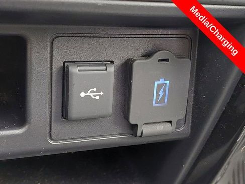 Used 2023 Toyota 4Runner 40th Anniversary SE AWD/4WD image 27