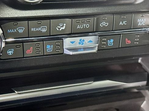 New 2026 Ford F450 Platinum w/ FX4 Off-Road Package image 21