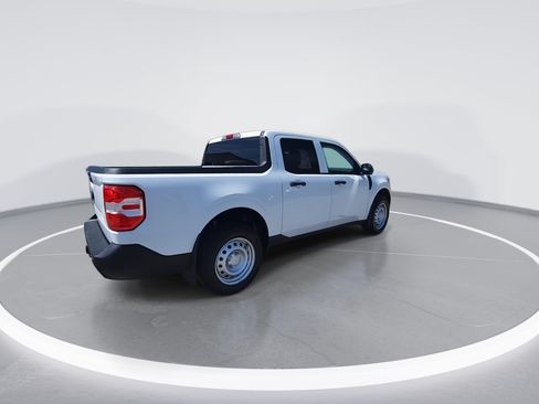 Used 2025 Ford Maverick XL w/ Equipment Group 102A AWD/4WD image 8