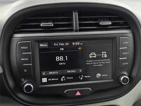 Certified 2025 Kia Soul LX w/ LX Technology Package image 22