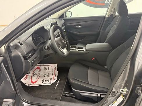 New 2025 Nissan Sentra SV w/ Trunk Package image 8