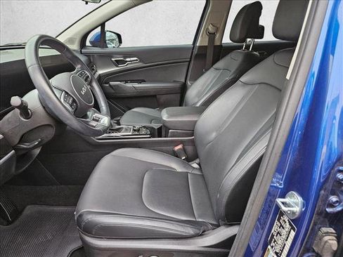 Used 2023 Kia Sportage SX image 18