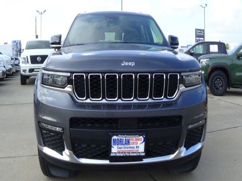 Used 2023 Jeep Grand Cherokee L Limited image 3