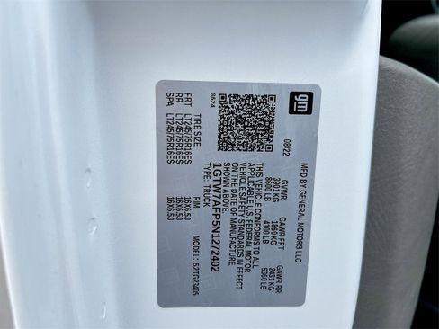 Used 2022 GMC Savana 2500 w/ Driver Convenience Package image 26