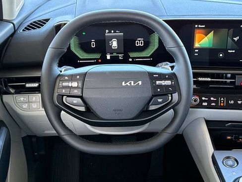 New 2026 Kia Sportage EX image 17