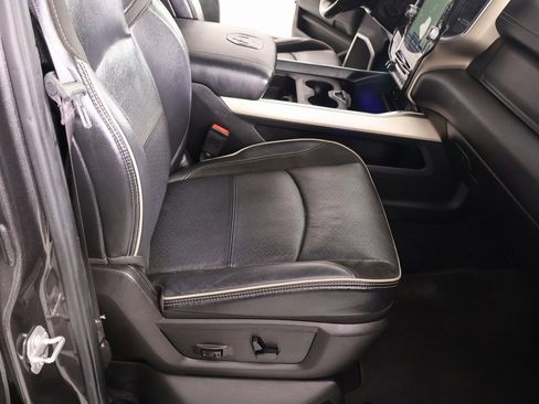 Used 2019 RAM 2500 Laramie w/ Night Edition image 14