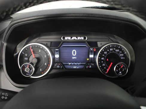 Used 2025 RAM 4500 4x4 Regular Cab DRW image 11