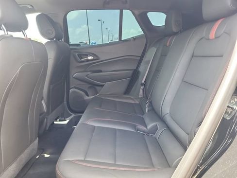 Used 2024 Chevrolet Trax RS w/ Sunroof Package FWD image 21