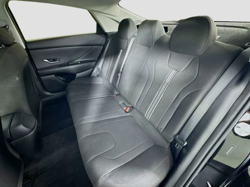 Certified 2023 Hyundai Elantra SEL image 23