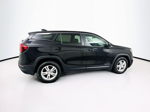 Used 2024 GMC Terrain SLE image 10