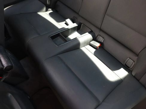 Used 2011 BMW 135i Coupe RWD image 18